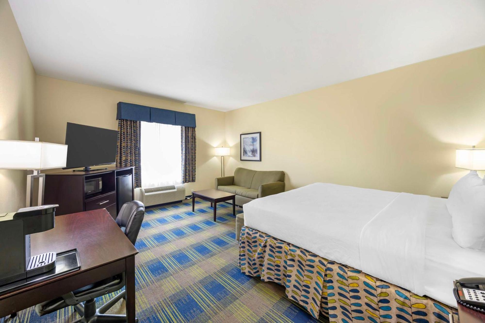 Western Hotel 3*