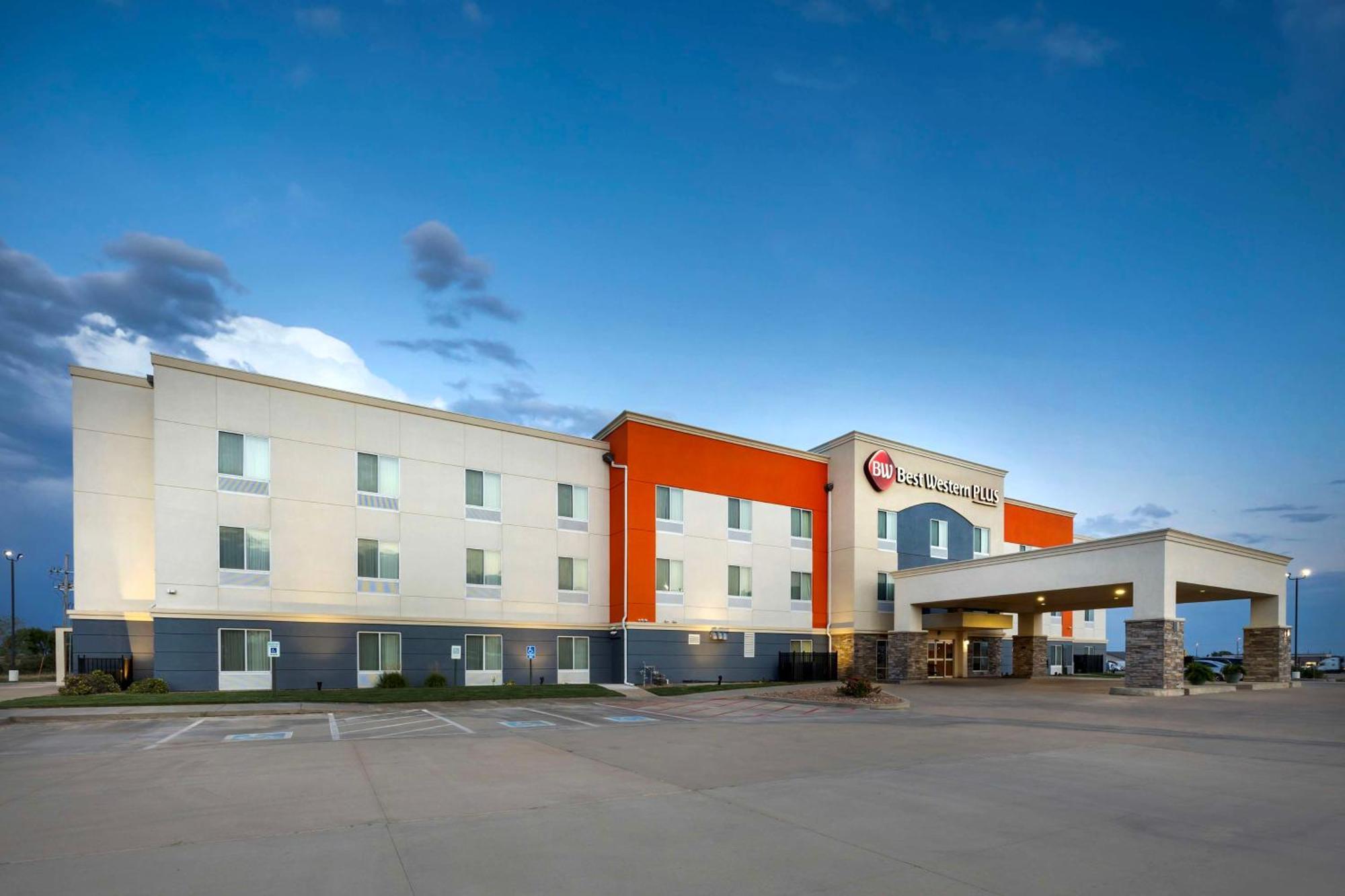 Western Hotel 3*